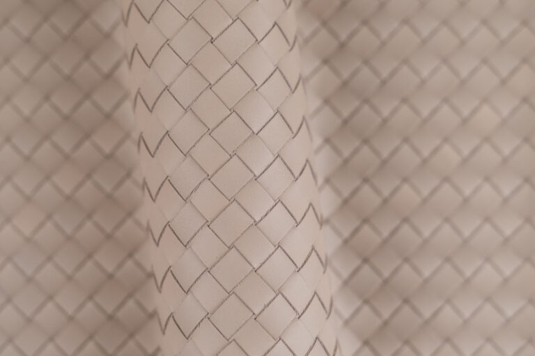 Watercolor White Sand (Perfect Roll)
